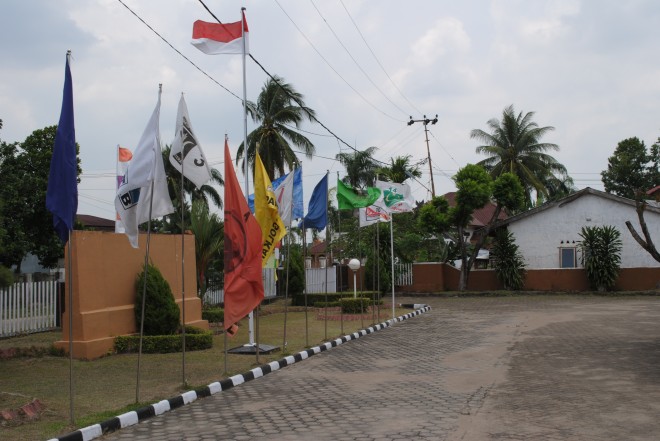 Komisi Pemilihan Umum provinsi Jambi segera launching pemilihan serentak tahun 2015.
